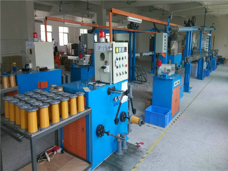 電纜擠塑機(jī)操作流程視頻，掌握核心步驟，提升生產(chǎn)效率